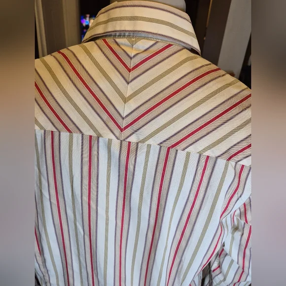 Kenneth Cole Dresses Shirt - Picture 2 of 10